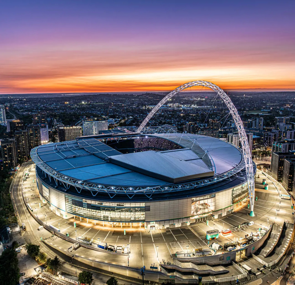 中心, 纽约麦迪逊, Wj